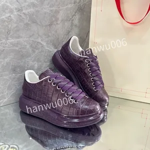 2023 Fashion High Sneakers الإسبانية المصمم أحذية رياضية للنساء الرجال أزياء أحذية غير رسمية مريحة غير باطن