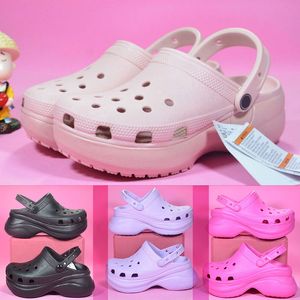 Croc Classic Bae Clog Женщины дизайнерские сандалии рост рост платформы CRoos забивает водонепроницаемые туфли фиолетовые толстые жирные бассейны Slipers