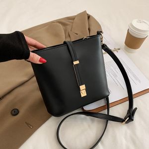 Evening Bags Vintage Handbags Women Designer Sac A Main Messenger Female Leather Shoulder Bag Bucket Crossbody For Girls