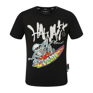 Pleinxplein Tasarım Erkek Tişörtleri Tasarımcı İnce Fit PP T-Shirt Yaz Rhinestone Yuvarlak Boyun Plein Gömlek Kafatasları Sokak Giyim Siyah 402 Renk