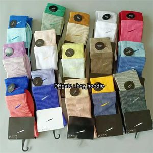 Profissional Basketball Stocking Men Men Men Cotton All-Match Classic Ankle Hook Black Black Mixing Football Sports Sock U3O3