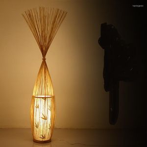 Lampy podłogowe Chiński styl Kreatywna japońska lampa nowoczesna prosta bambusowa salon sypialnia klub Light ZL253 LU717101
