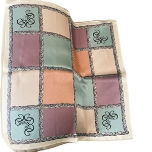 Le donne amano le sciarpe quadrate di seta stile principessa Pashmina motivi floreali squisiti moda amanti versatili accessori nuovo scialle 53x53 cm