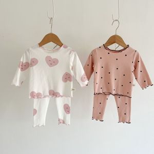 Pyjamas född baby pyjamas set Autumn set prick utsättning set baby pyjamas set baby pajamas 230331