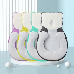 Kuddar Baby Shaping Pillow Borns Antibiased Head Sleep Positioning Pad Roll Travel Spädbarn Beskable Mattres 230331