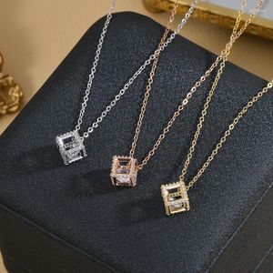 Pendant Necklaces Selling Women's Pull Paved Zircon Square Necklace For Teen Trend Fashion Hip-hop Style Neck Chain Party Jewelry Gift