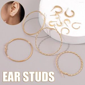 Orecchini a cerchio 6 paia di orecchini per donna 2023 Stile diverso Dimensioni Anelli aperti Gioielli per orecchie in lega Colore solido di moda semplice