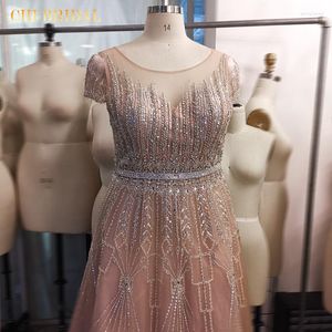 Partykleider, rosafarbener A-Linien-Rock, luxuriöses, glitzerndes Kleid mit Perlen, elegant und edel, formeller Rundhalsausschnitt, tatsächliches Bild
