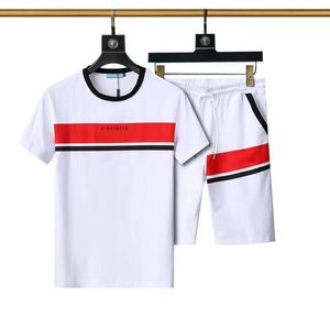 pantaloncini t-shirt da uomo set t-shirt firmate set di due pezzi moda logo rosso lettera stampa magliette set manica corta da uomosport versatili tees casuali