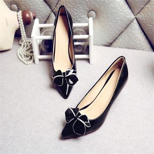 Dress Shoes Women's Low Heel Pointed Shallow Mouth 2023 Listing European And American Metal Beautiful Bow Tie With T-Shaped