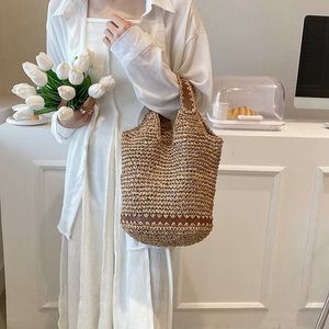 Nxy Summer Women Weave Straw Tote Bag for New in Travel Beach Bags Lady Shoulder Handbags with Short Handle 230424