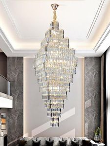 Hängslampor 2023 villa duplex Loft trappor vardagsrum hall kristall stor ljuskronorförsäljningsavdelning ihålig plockning tom ljus