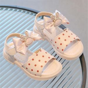 Summer Kids Girls Sandals Non-Slip Soft Beach Slippers Söta Bow Princess Shoes Toddler Baby Shoe Barn Casual Sneakers