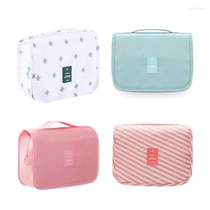 Cosmetic Bags Toiletry Bag Hanging Portable Travel Makeup Pouch Multifunction Handle Organizer