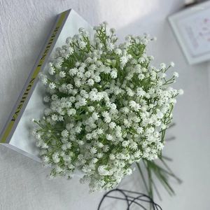 Dekoracyjne kwiaty białe świeże gwiazdy w niebo akcesoria dekoracje domowe dekoracja ślub ślubna ręka sztucznej panny młodej związana
