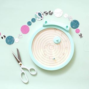 Stamping We R Circle Spin Trim DIY Scrapbook Paper Cutting Machine Die Cutting Machine Photo Album Scrapbook Hand Accounting Tool