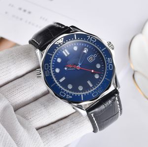 Смотреть Quartz Mens Watch 42 -мм серебряные браслеты водонепроницаемые все браслеты из нержавеющей стали.