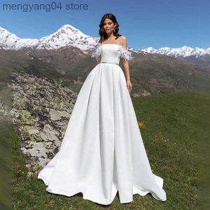 Party Dresses Off the Shoulder with Feather A-line Matte Satin Wedding Dress Garden Destination Simple Style Bridal Dresses T230502