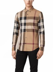 Berömda designer Mens Casual Shirts Fashion Business Social Cocktail Shirts Burrerys Mens Brand Spring Summer Checker Shirts tillgängliga olika färger