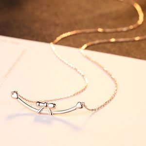 Korea Sweet Bowknot Heart Pendant Halsband Kvinnor Fashion Luxury Brand Rose Gold S925 Silver Necklace Girl Collar Chain High End Jewelry Valentine's Day Gift