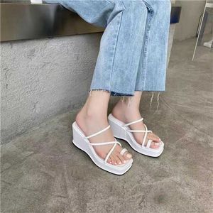 Slipare 2023 Plattform Kvinnor Slipper Fashion Ladies Summer Outdoor Beach Flip Flops Wedges Heel Slip On Slides Ladies Sandal J230502