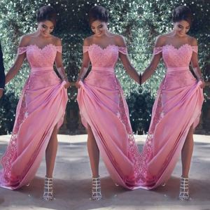 New Off-Shoulder Bridesmaid Dresses Straight Floor-Length Sweep Train Applique Lace Satin long Backless Plus Size Custom