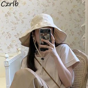 Berets Bucket Hats Frauen Urlaub Strand Stil Lässig Solide Französisch Stilvoll Elegant Mode Allgleiches Sonnenfest Ulzzang Vintage Retro Lady