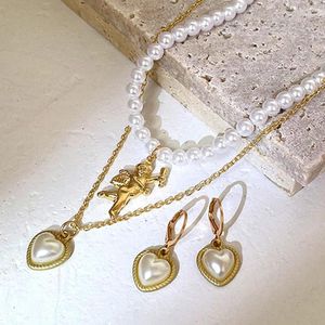Łańcuchy 4pcs proste słodkie serce cupid perel choker naszyjnik zestaw biżuterii wielowarstwowe metalowe koraliki łańcuchowe naszyjniki dla kobiet prezent