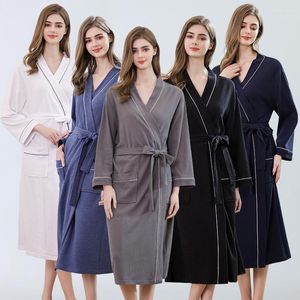 Kvinnors sömnkläder Navy Blue Ladies Summer Dressing Gown Housecoat Fleece Robe for Women Towking Bath Långärmad badrock