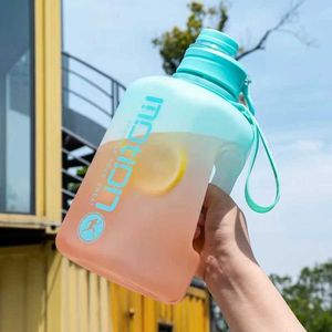 Mugs 2 Liter Water Bottle with Straw Sports Large Capacity Portable Travel Kettle Outdoor Fitness Cup Reusable Drinking Bottle Z0420