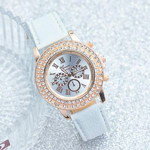 Armbanduhren Mode Damen Sportuhren Casual Ledergürtel Kleid Quarz Damen Diamantuhr Weibliches Geschenk Relogio Feminino