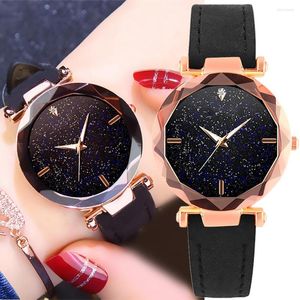 Zegarek moda dla kobiet zegarek eleganckie gwiaździste niebo kwarcowe Watch Wysokiej jakości mrożone skórzane bransoletki żeńskie