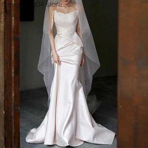 パーティードレスシンプルなマーメイドサテンロングウェディングドレスエレガントなストラップレスの白いイブニングドレス