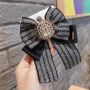 Broschen Vintage Große Stoff Schleife Perle Kristall Für Frauen Mode Streifen Tuch Hemd Corsage Krawatte Party Zubehör