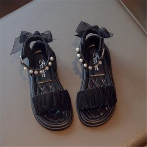 Ny stil barn flickor sandaler non-halp mjuka tofflor sommarstrand glider båge prinsessa skor småbarn baby sko barn avslappnade sneakers