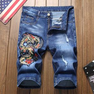 Herren -Shorts 2023 Sommer Neue Männer lässig Shorts Jeans Drachenmuster Stickerei gerade schlank fünf Punkte Denim Short T230502