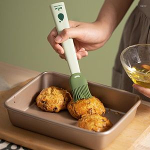 Utensili Pennello per olio da forno per uso alimentare Salsa barbecue resistente alle alte temperature Cucina Pancake Pasta siliconica Piccola