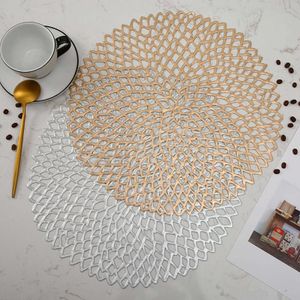 Mats Pads Table Mat Hollow Out PVC Placemat Heat Insulation Pad Decorative Tools for Home Shops Golden Silver Rose Gold Z0502