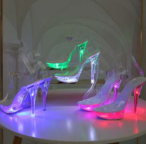 Hausschuhe Leuchten Leuchtende Schuhe Frau Leuchtende Klare Sandale Plateau LED 13cm High Heel Transparente Stripper Heels 221203