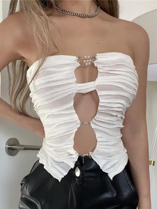 Toppar kastiga kvinnor ärmlös sexig stropplös klippt ut beskuren topp ihålig ruched camis tube sommar mode high street wear y2k