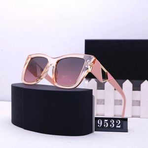 Butterfly pink sunglasses for women square sunglasses man fashion cute and sexy 2023 new style glasses leisure time european style with box oversized sunglasses