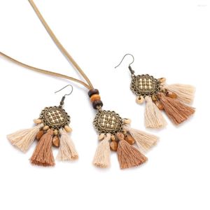 Necklace Earrings Set Ethnic Vintage Carved Beads Flower Dangle Earring 2023 Boho Wood Bead Crystal Pendant Female Party Jewelry