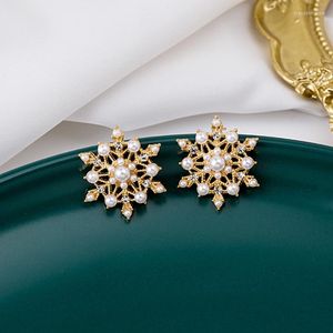 Stud Earrings Trendy Cute Elegant Crystal Snowflake For Women Fashion Christmas Pendientes Party Jewelry Gifts