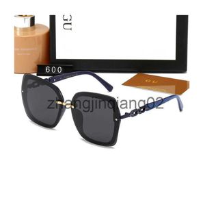 Designer Gu Glass Sunglass Luxurys Moda Os esportes polarizam Round G G G G dos óculos de sol para mulheres Mens para homens Viagens de férias de férias vintage Baseball Black Sun Glasses