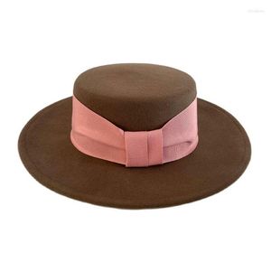 Chapéus de aba de lã marrons lã de lã cor de lã de gola rosa straping wide strap ladies fedoras fêmeas gordes de moda viajar panamá quente etono de inverno outono