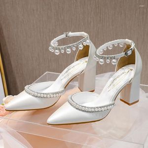 Sandalen BaoYaFang Weiß Dicker Absatz Braut Hochzeit Schuhe Frau Schnalle Kristall Partykleid Quaste Hohe Pumps Knöchelriemen Mode