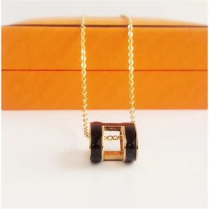 2023Designer Classic Luxury H Pendant Necklaces Women 18k gold Letter Necklace Luxury Design Jewelry Colorfast Hypoallergenic