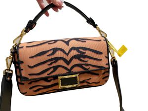 F Luxury Brand Bag 2023 Новая тигровая полоса Сумка Высококачественная модная тенденция сумки для плеча