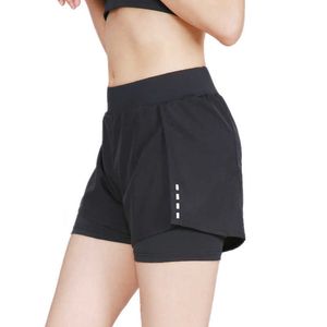 Refleksyjne szorty 2 w 1 Kobiety do biegania w oddychaniu Szybki suchy elastyczne spandex maraton gym fitness Sport Sport Yoga Shorts Z0503