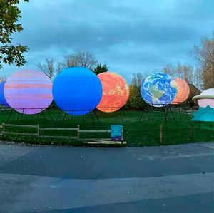 2m LED riesige aufblasbare Planetenballons Erde Mondkugel Jupiter Saturn Uranus Neptun Merkur Venus für Partydekoration